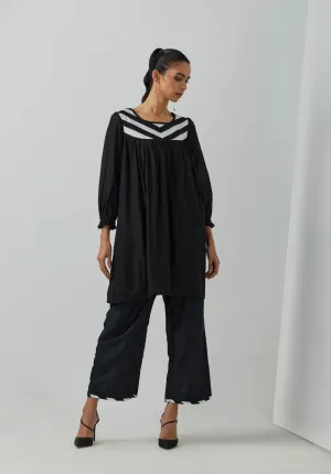 Black Chanderi Gulnar Gathered Tunic With Palazzo (Set Of 2)