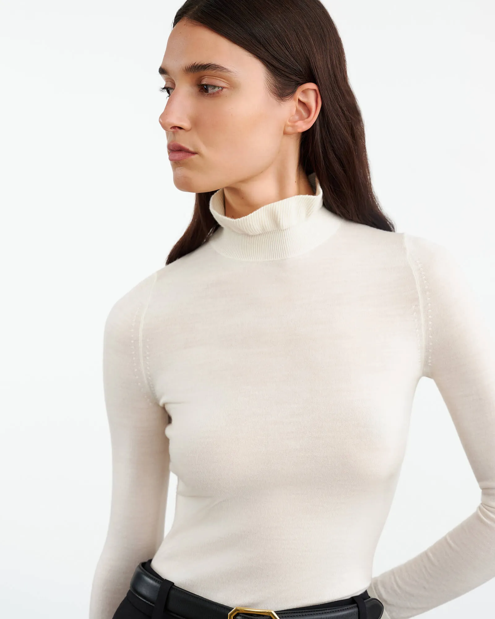 BOBBIE TURTLENECK SWEATER