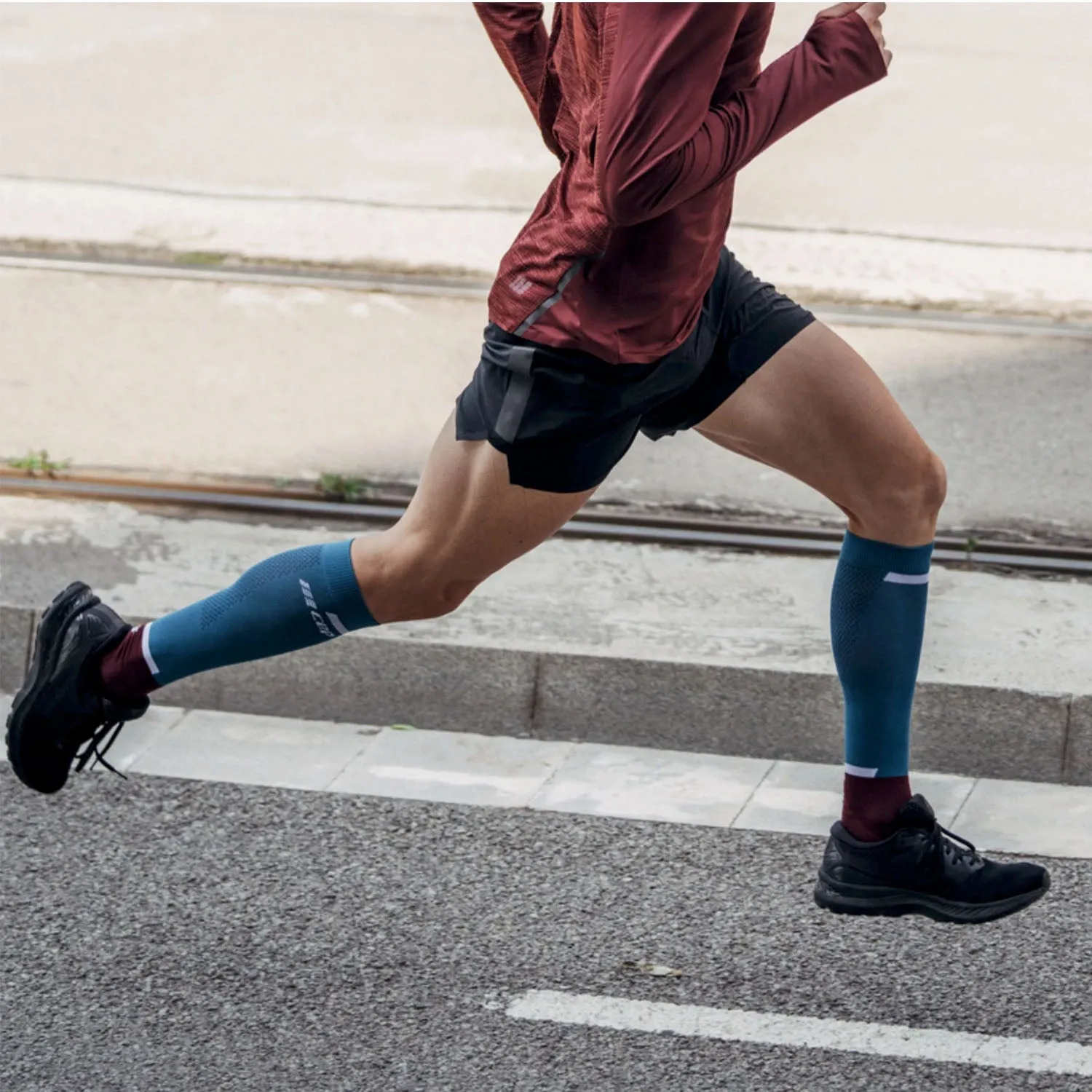 CEP Men's The Run Tall Compression Socks 4.0