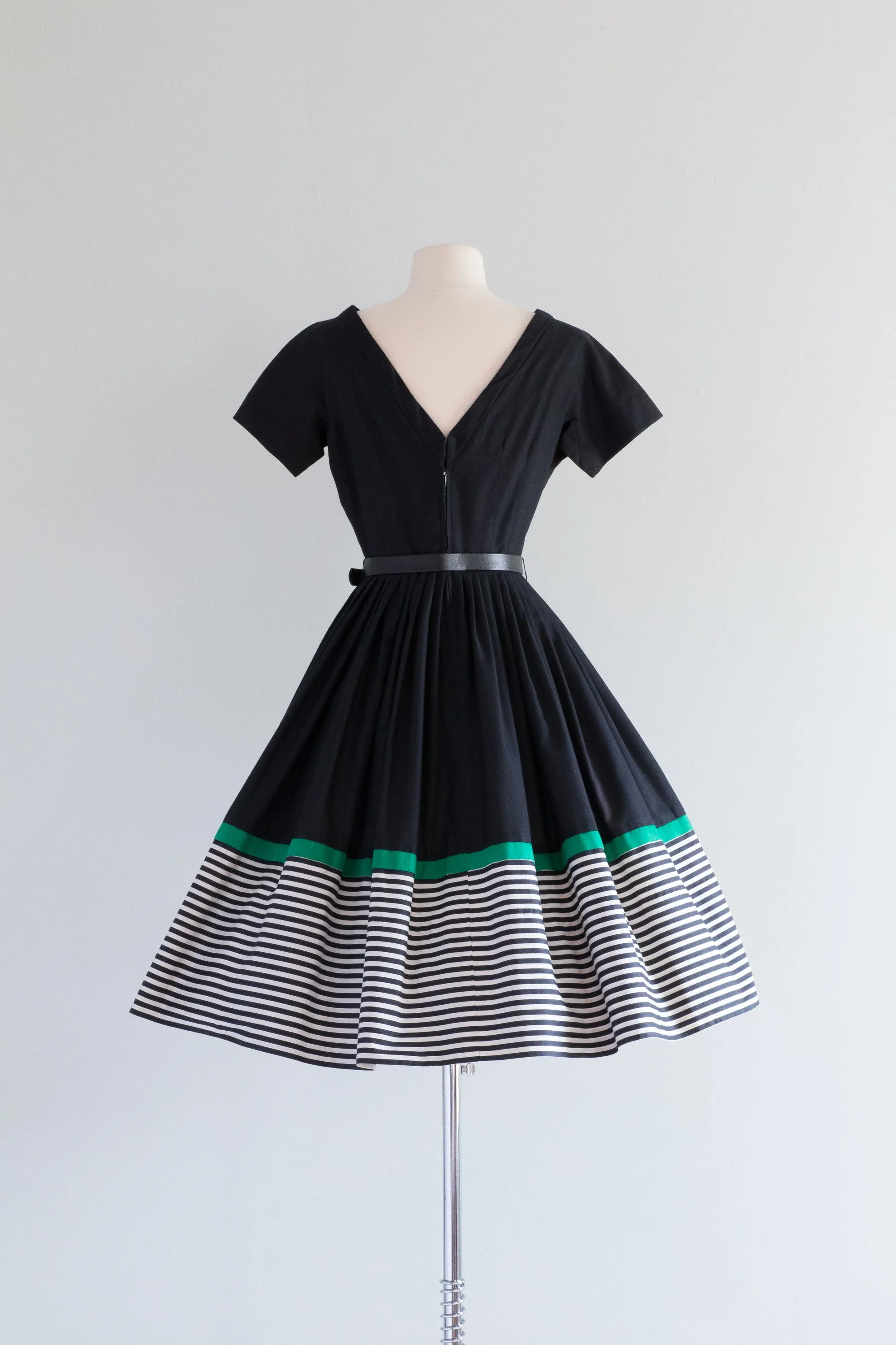 Charming 1950's Black Cotton Dress With Emerald Bow By L'Aignon / Small