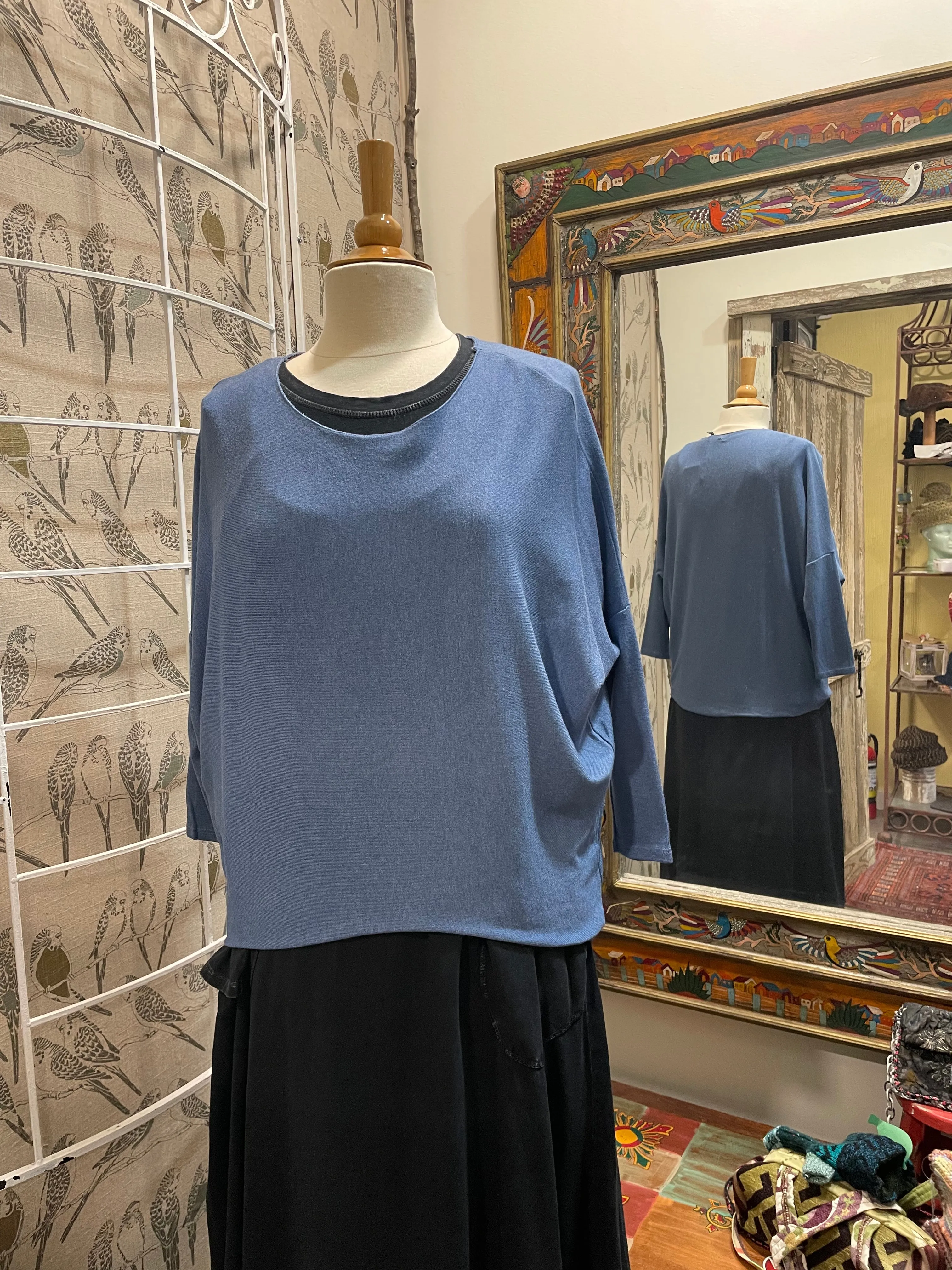 Dolman Lightweight Sweater in Nero Black by Venti 6