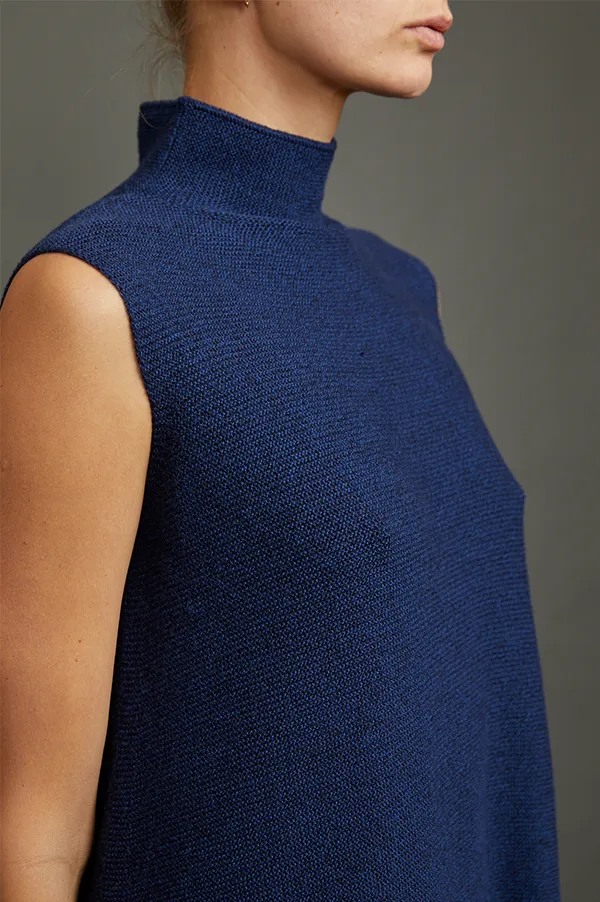 Kewi Whole Garment Knit Sleeveless Top In Navy Melange
