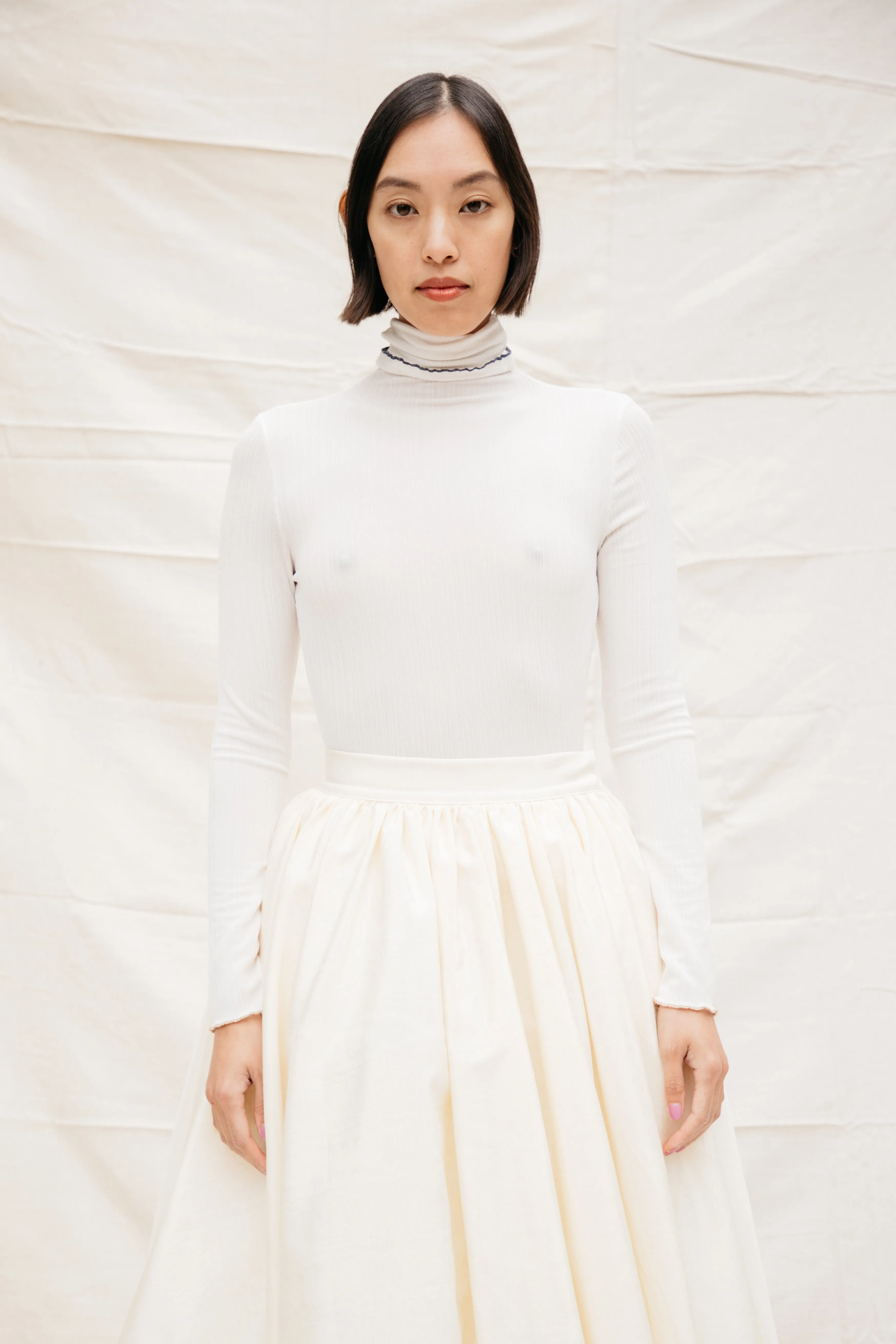 Lettuce Turtleneck- White