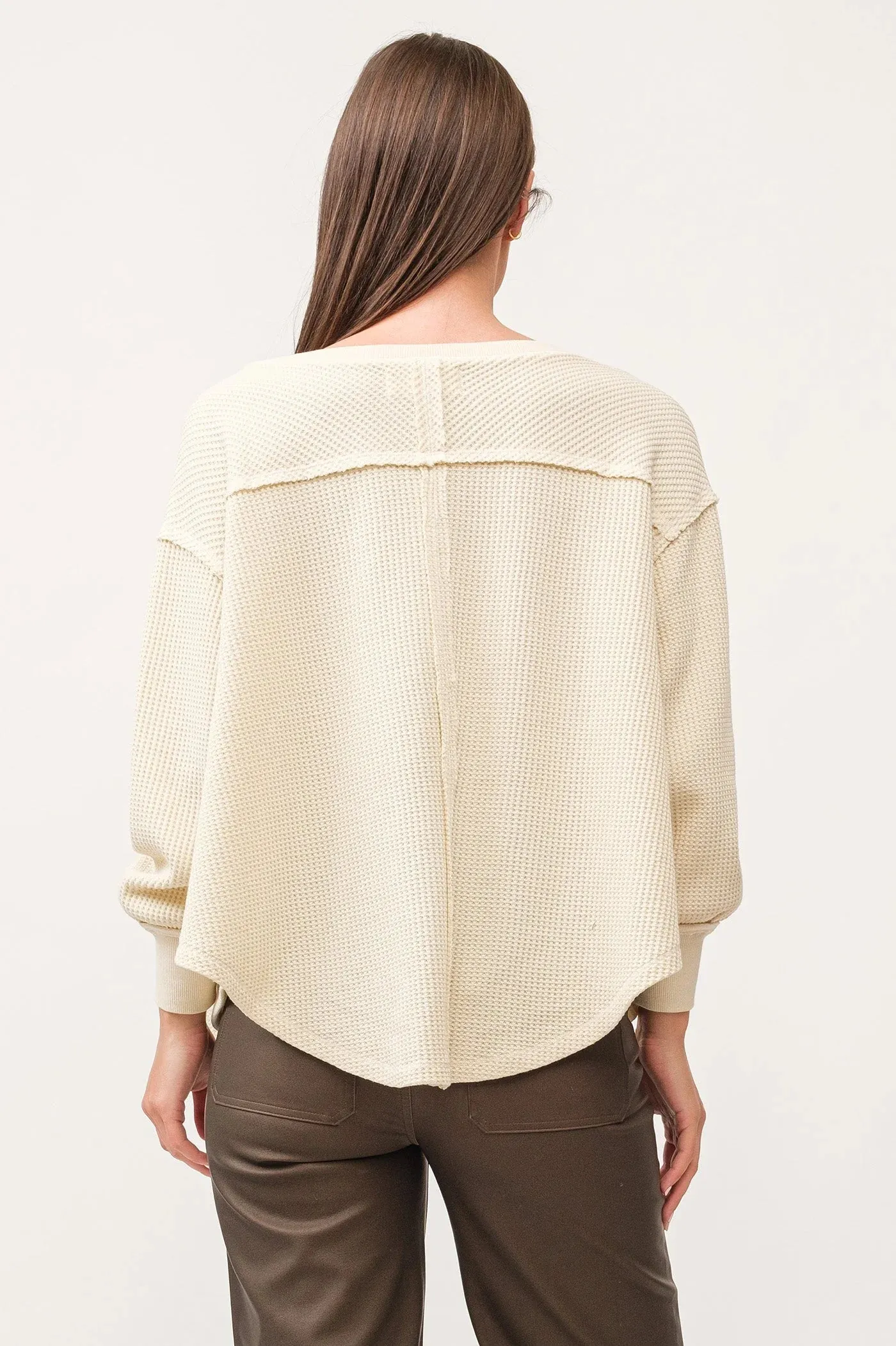 Mira V-Neck Oversized LS