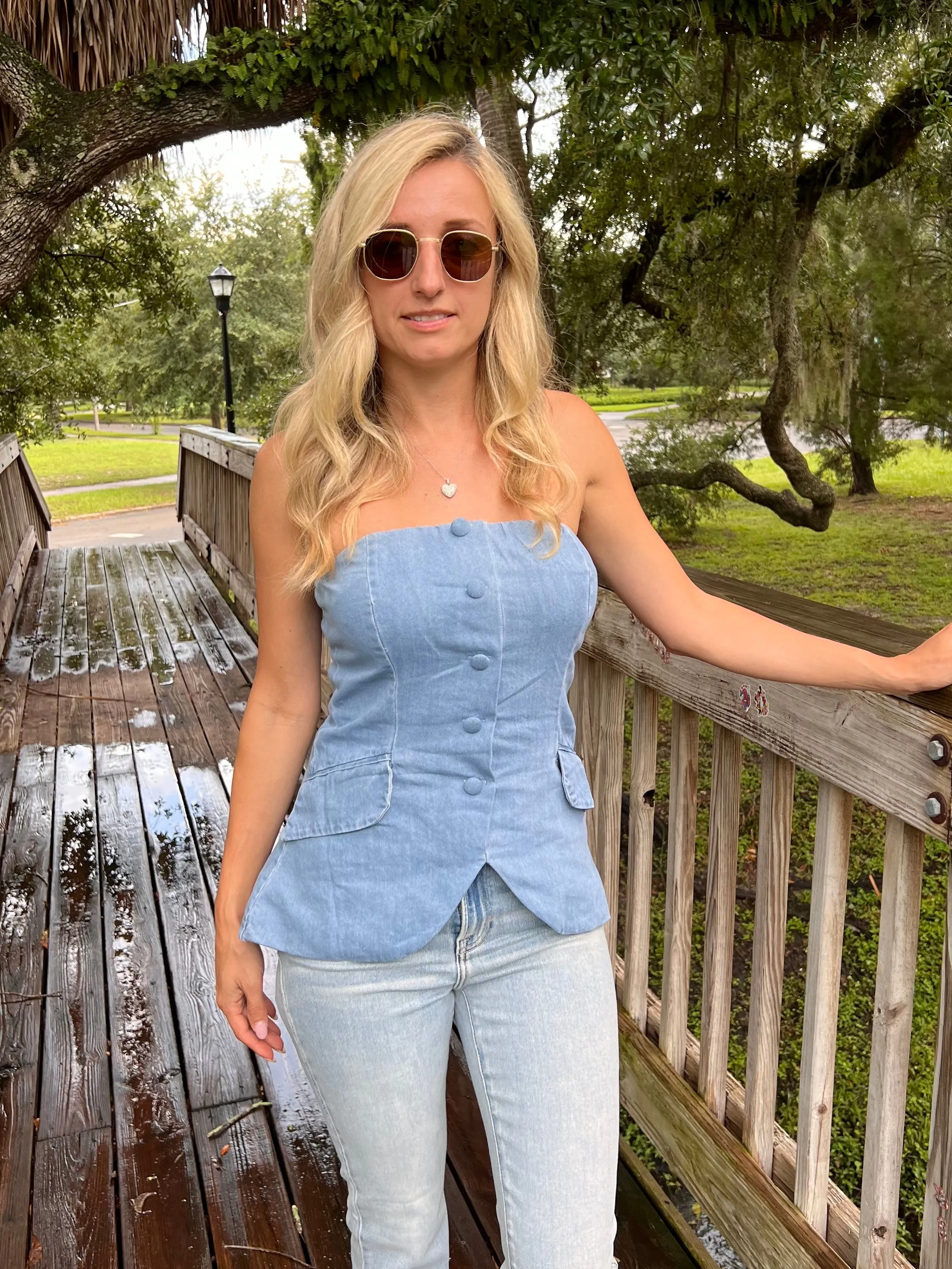 MONET STRAPLESS TOP IN DENIM