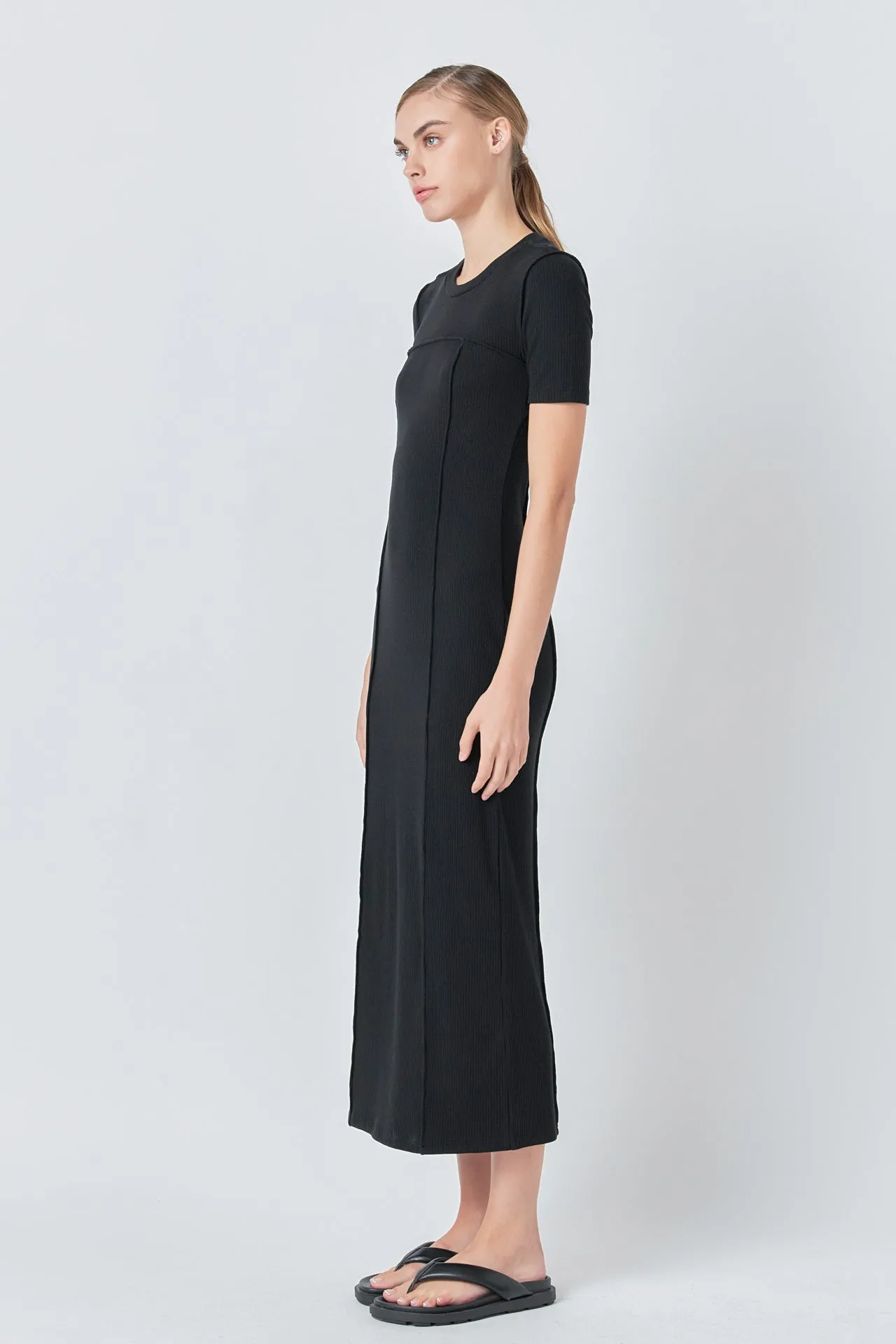 Overlock Piping Knit Maxi Dress