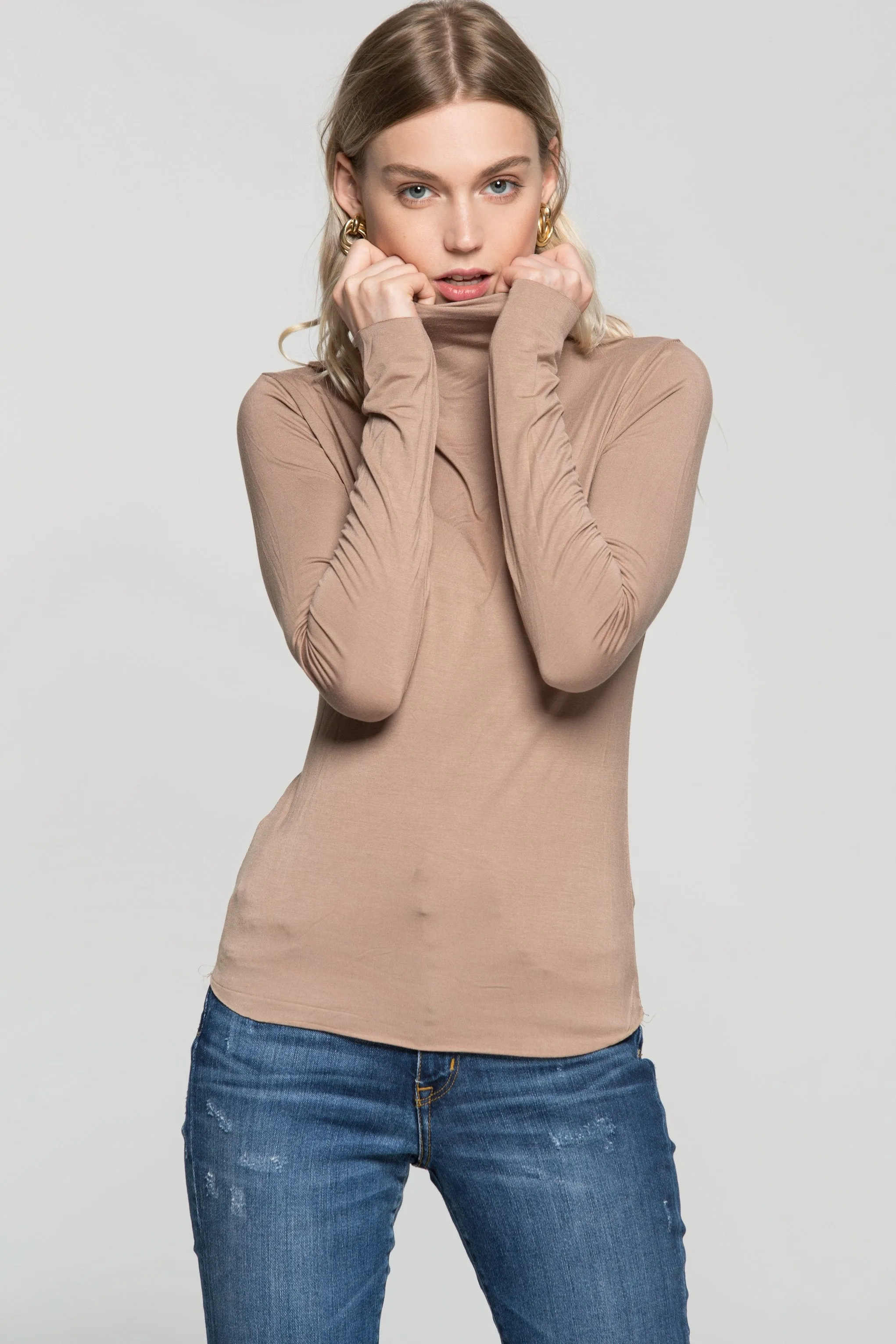 Raw Amber Turtleneck Bodycon Top