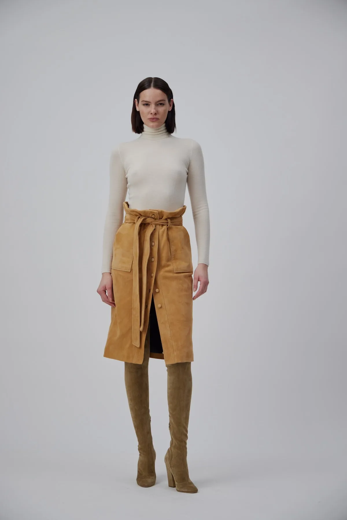 RIB TURTLENECK SWEATER IN TOFU