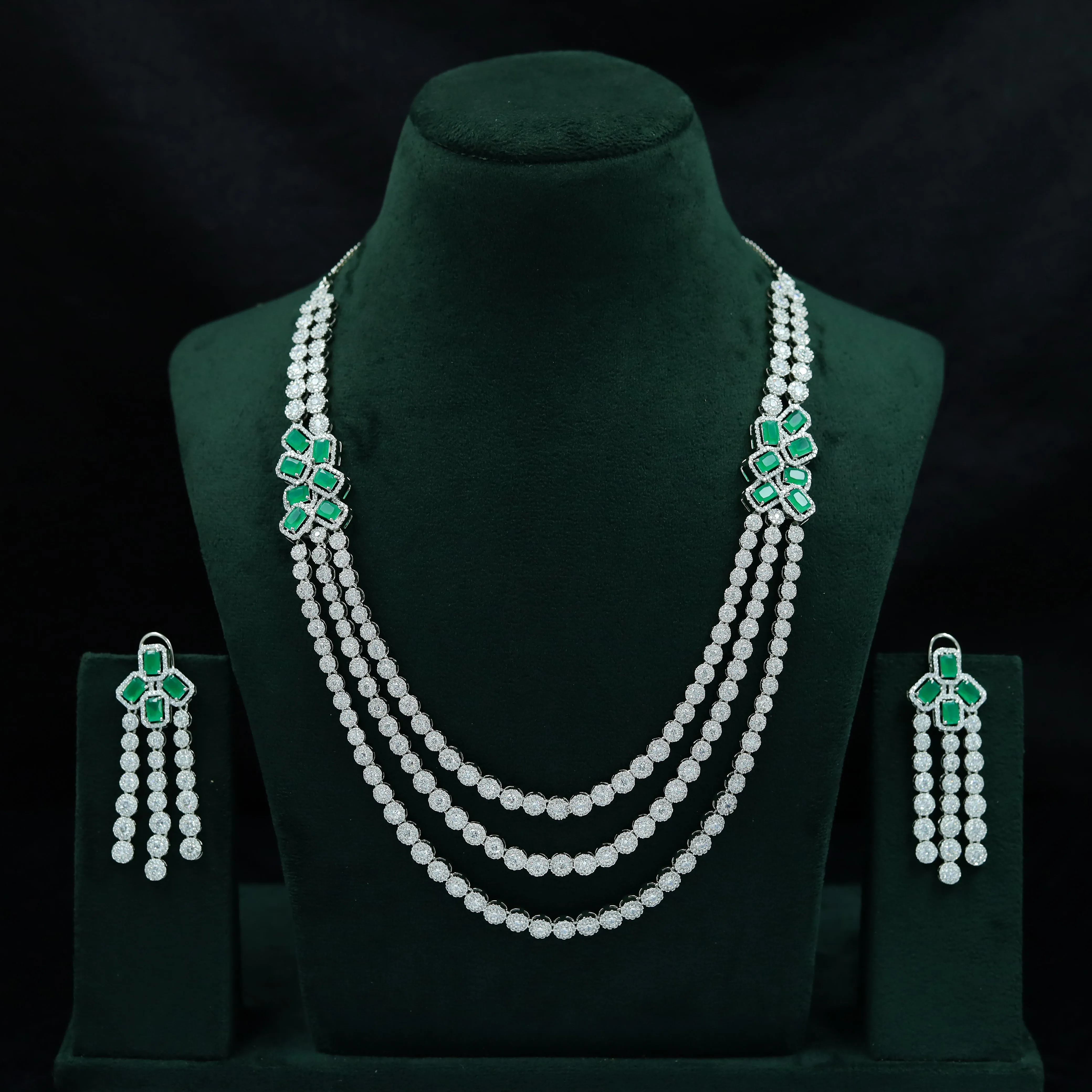 Round Neck Zircon/AD Necklace Set 12804-68