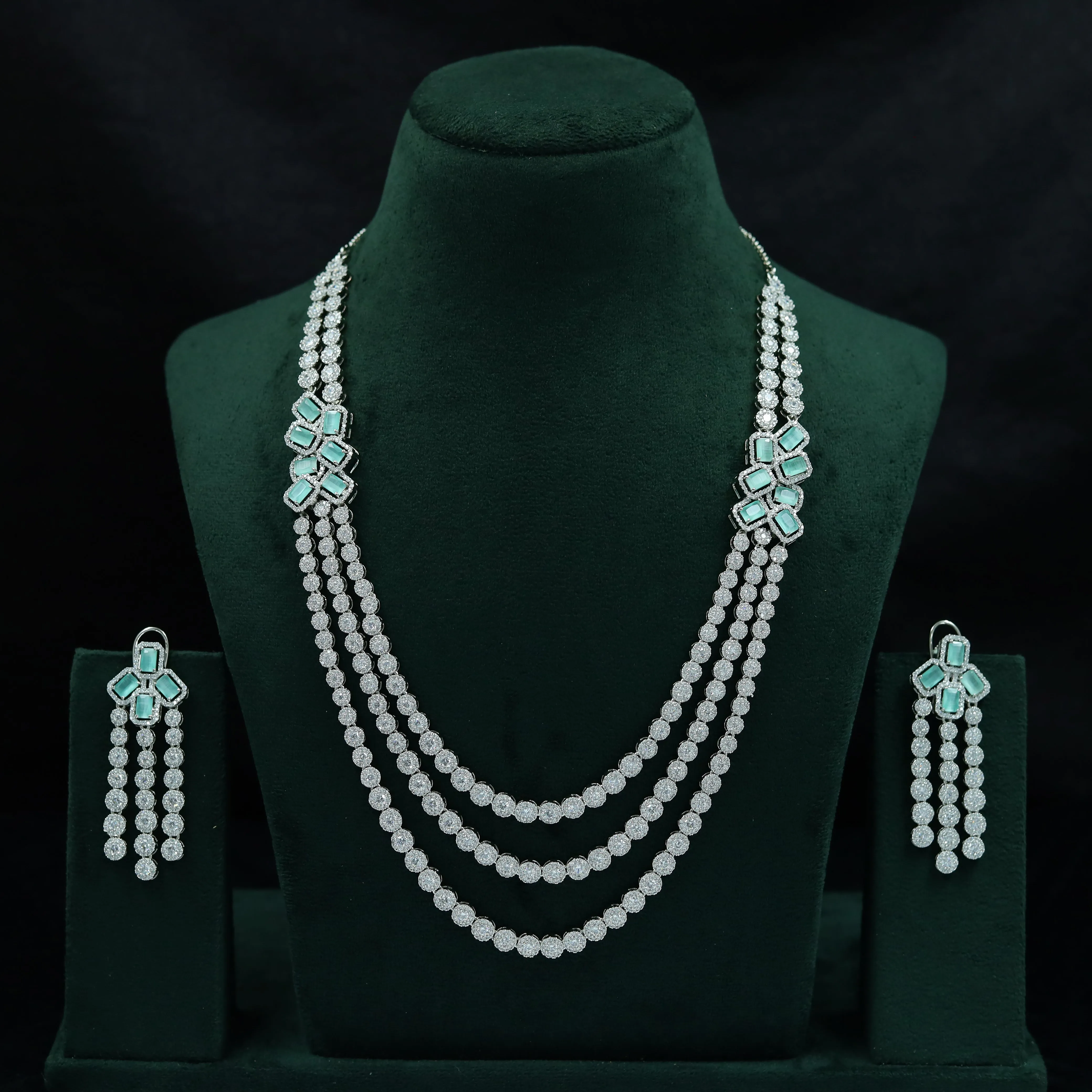 Round Neck Zircon/AD Necklace Set 12804-68